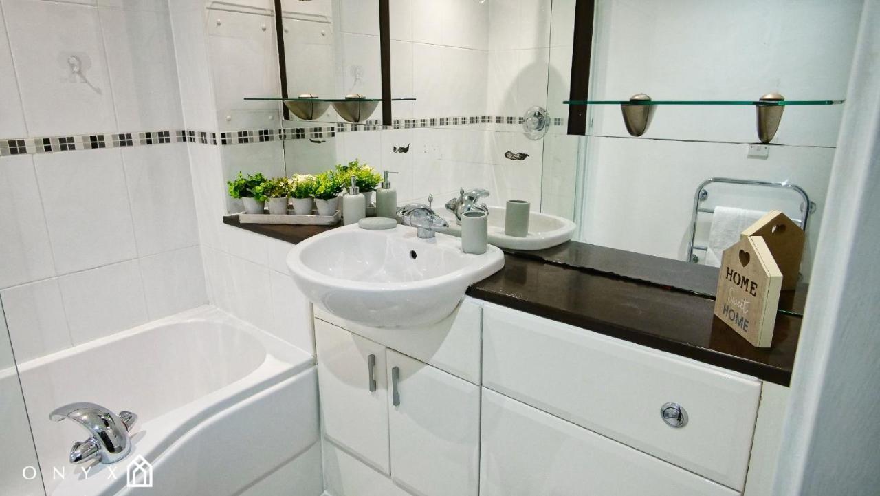 Onyx Bullring Stunning Large Spacious City Centre Apartment Birmingham Dış mekan fotoğraf